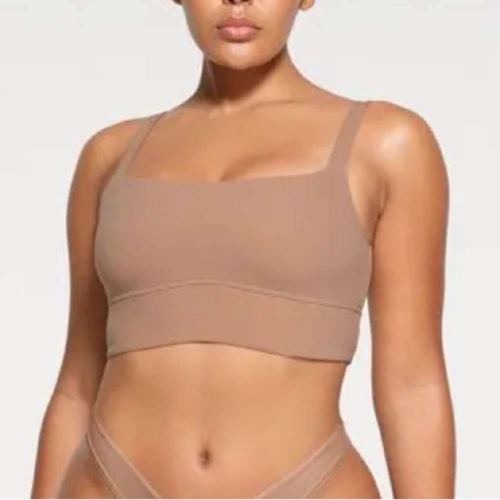 SKIMS Fits Everybody Square Neck Bralette